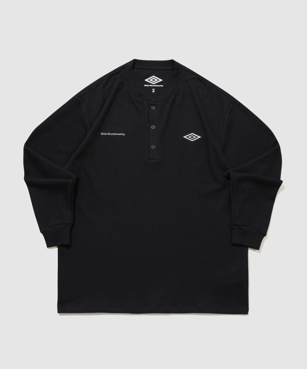 엄브로(UMBRO) [Umbro X White Mountaineering] 헨리넥 긴팔 티셔츠 블랙(UQ311CRL91)