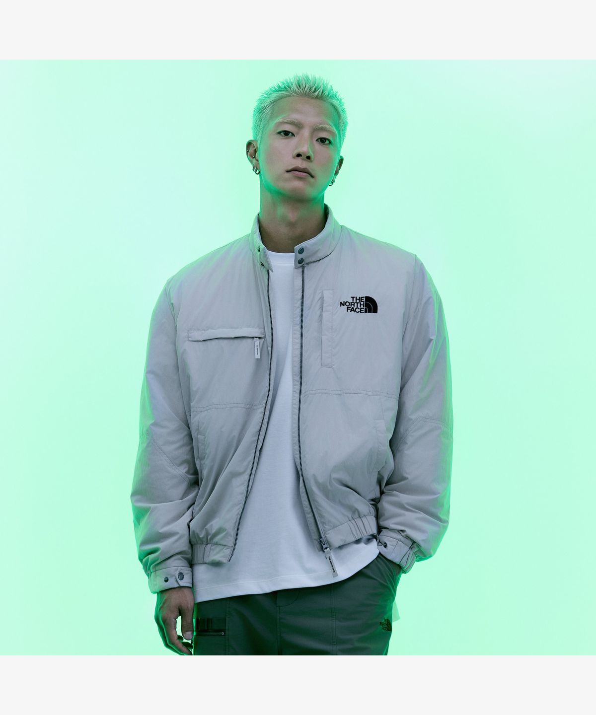노스페이스(THE NORTH FACE) NJ3NR58L 유틸리티 히트 봄버 WHITE_SAND