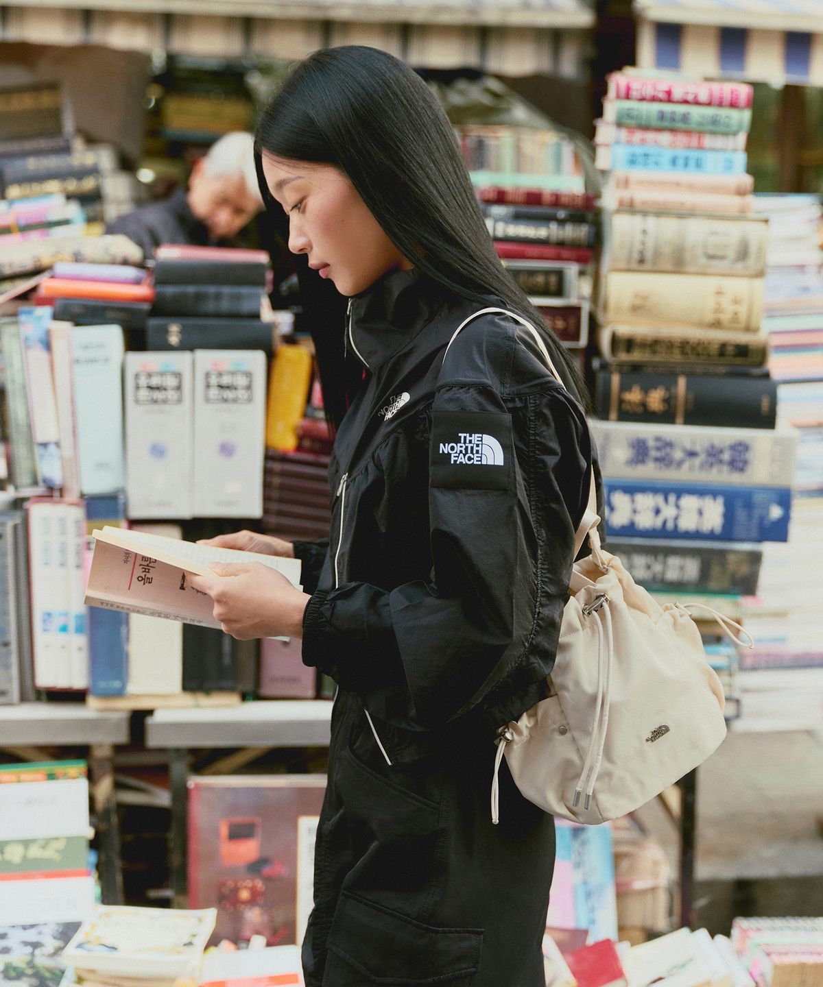 노스페이스(THE NORTH FACE) NN2PR65M 보니 버킷백 미니 CREAM