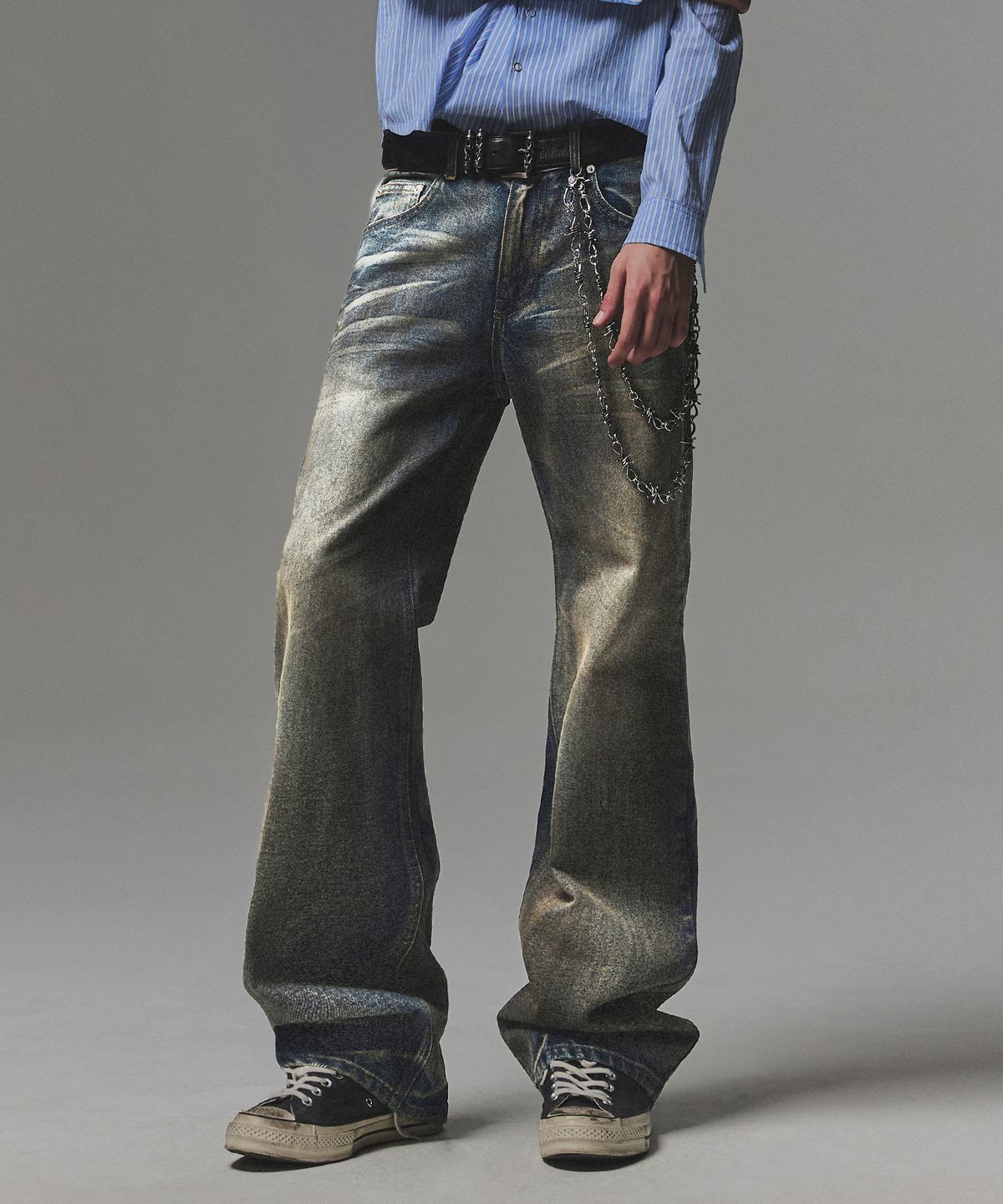 낫포너드(NOT4NERD) Symbol Stitch Low Rise Flare Fit Denim Pants - Deep Blue