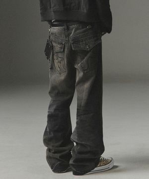 Symbol Stitch Low Rise Flare Fit Denim Pants - Black