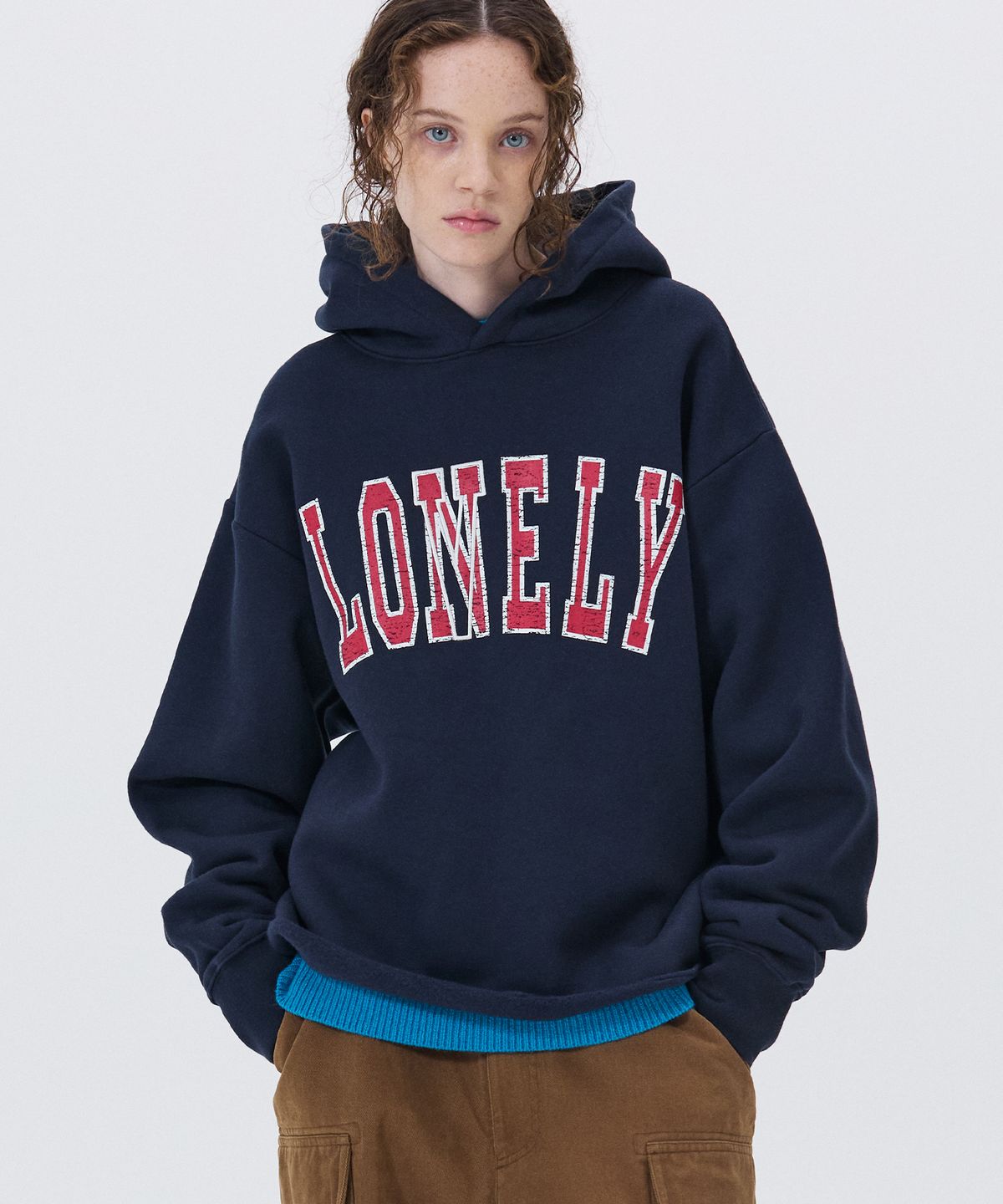 노앙(NOHANT) [기모] LONELY/LOVELY FLUFF CUT OFF HOODIE NAVY