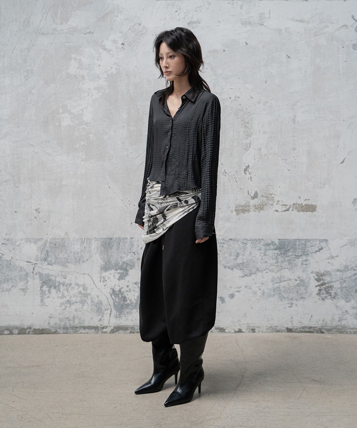 모산(MOSAN) LOGO WIDE SWEAT PANTS (BLACK)