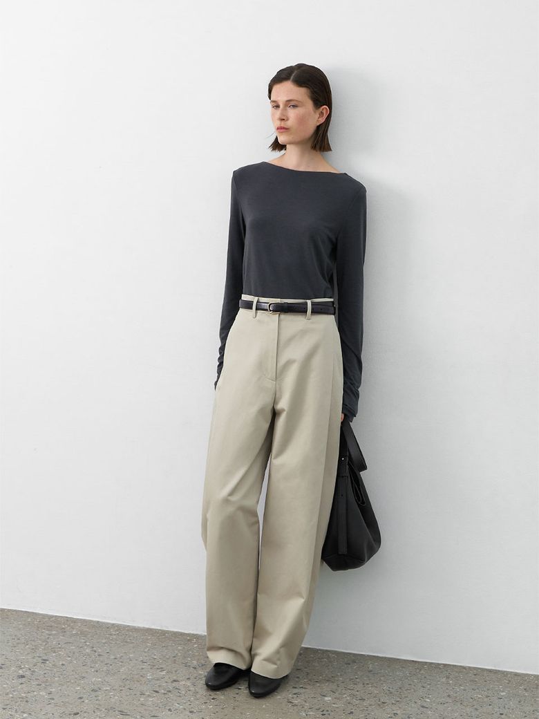 CHINO VOLUME CURVED TUCK PANTS(PT-5708)
