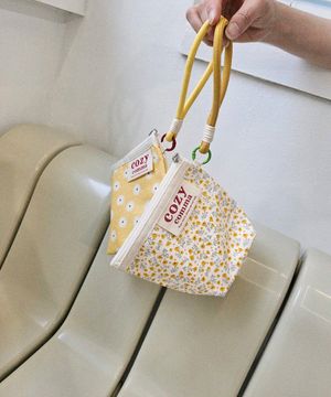 나만의 커스텀 손목 스트랩파우치_안개꽃 패턴