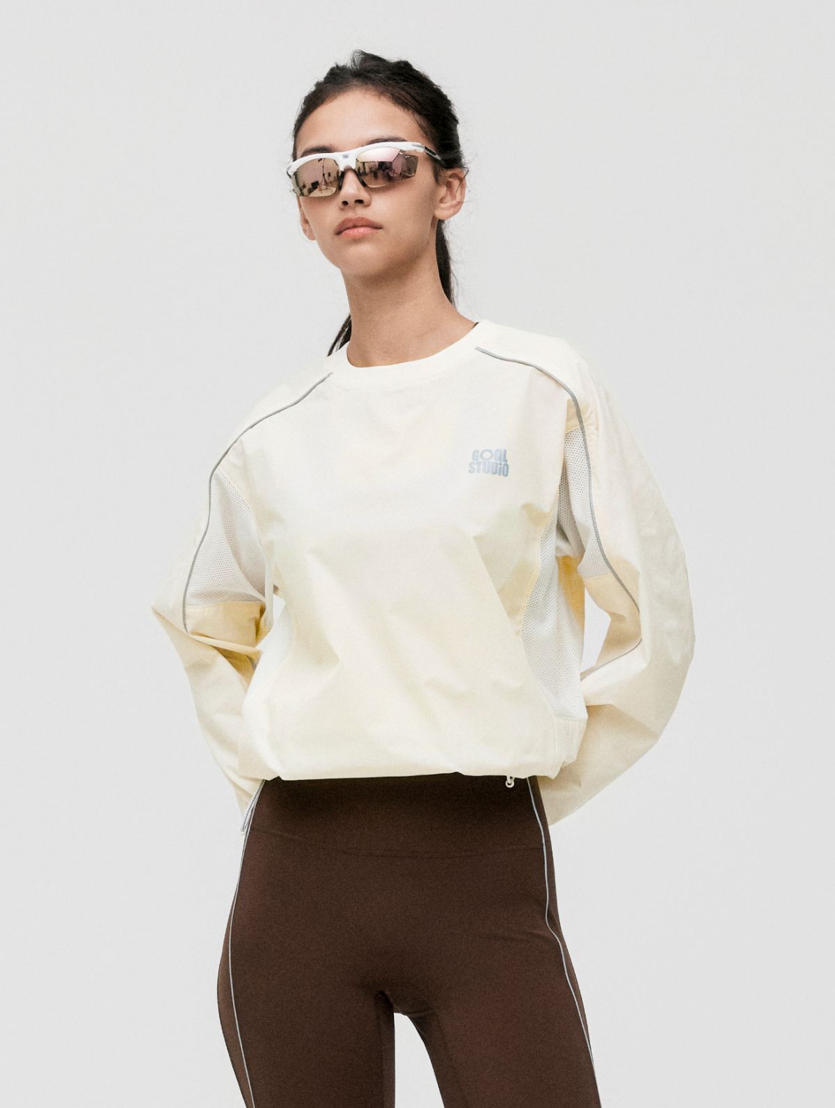 골스튜디오(GOALSTUDIO) ESSENTIAL STRETCH WIND PULLOVER-CREAM