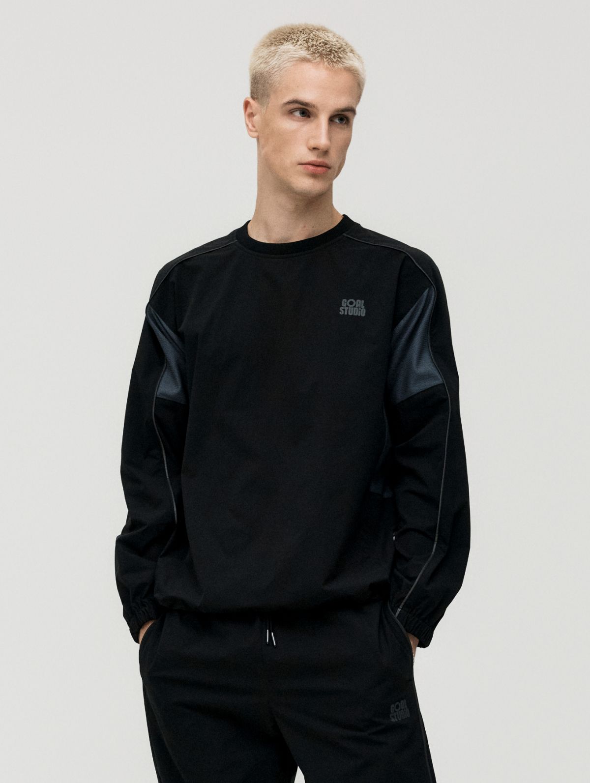 골스튜디오(GOALSTUDIO) ESSENTIAL STRETCH WIND PULLOVER-BLACK