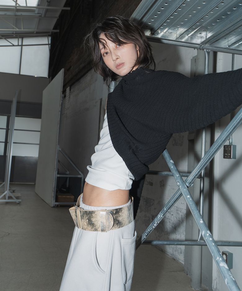 RIBBED OVERFIT TURTLENECK KNIT (BLACK)