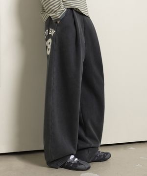 라운지 커브드 스웻 팬츠_피그먼트 차콜