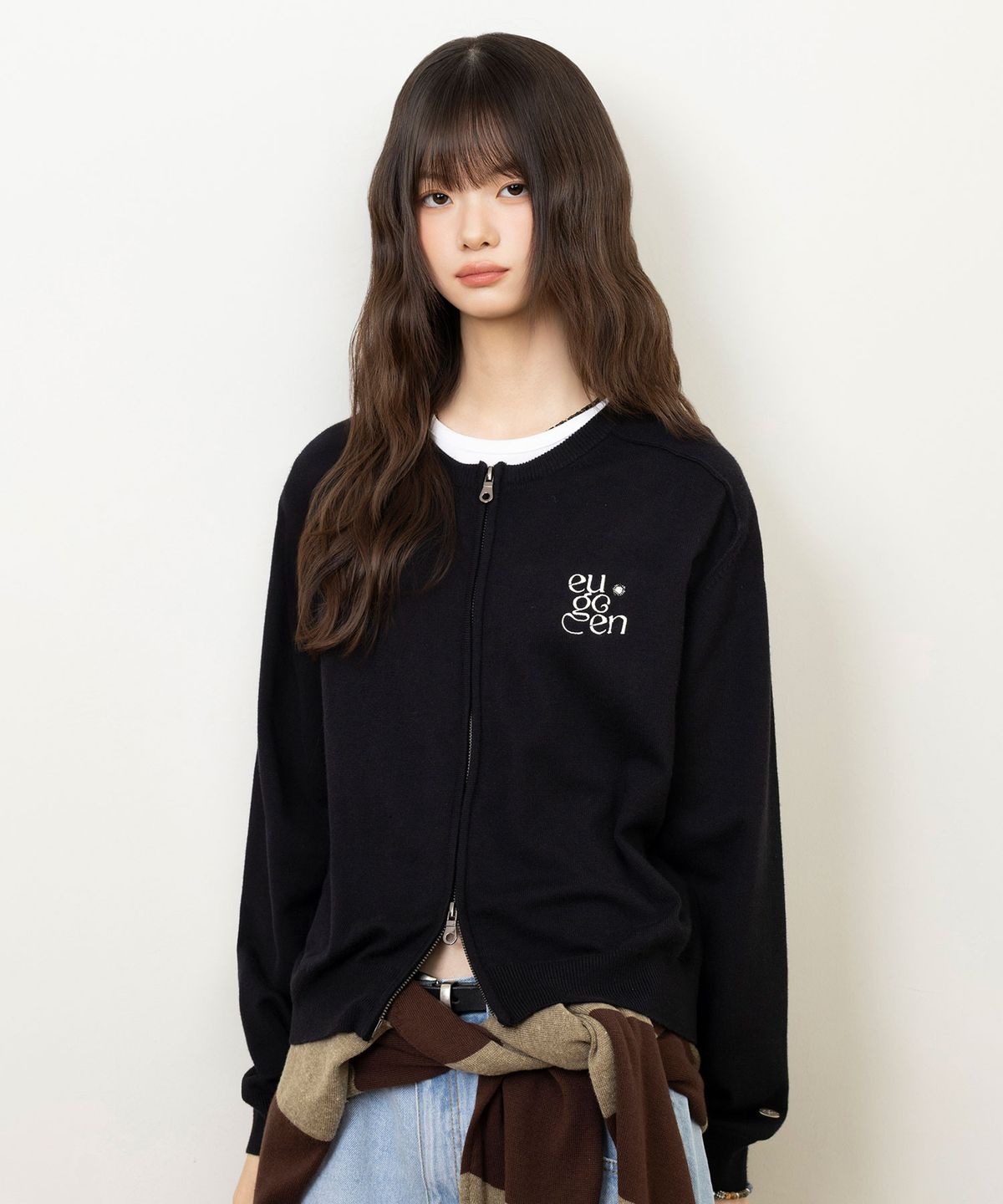 유젠(EUGGEN) 미니멀 라운드넥 투웨이 니트 집업_블랙