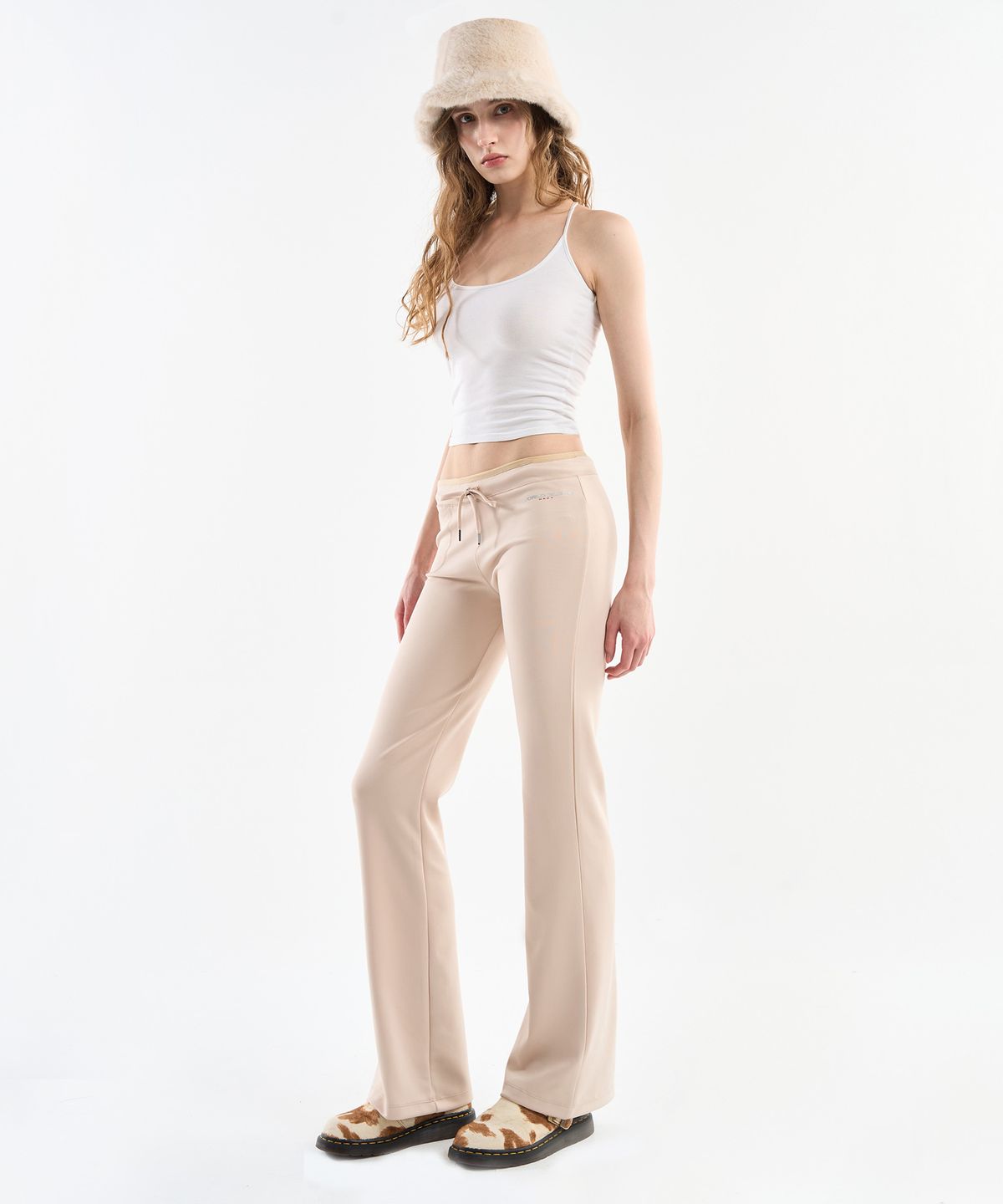 월드딜레마(WORLDDILEMA) Low-Waist Leggings Boot-Cut Pants (Cream)