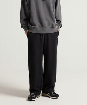 C로고 릴렉스핏 스웨트 팬츠 Black