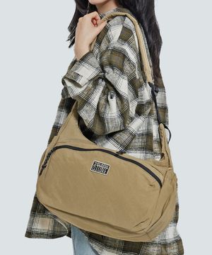 에브리데이 아웃 포켓 호보백 - 베이지