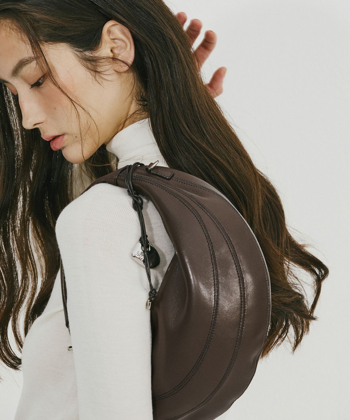 조에뜨(ZOEET) PEBBLE MINI TOTE LEATHER BAG (ESPRESSO)