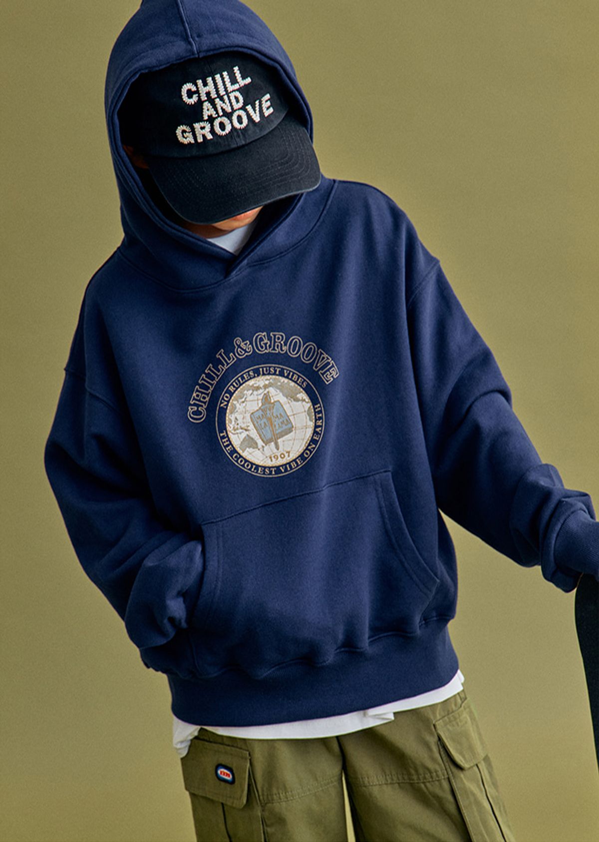 꺄르르르(KKRRRRR) Vibe hoody / navy