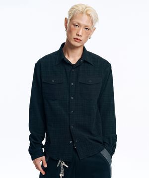 텍스쳐 크롭 체크 셔츠-블랙