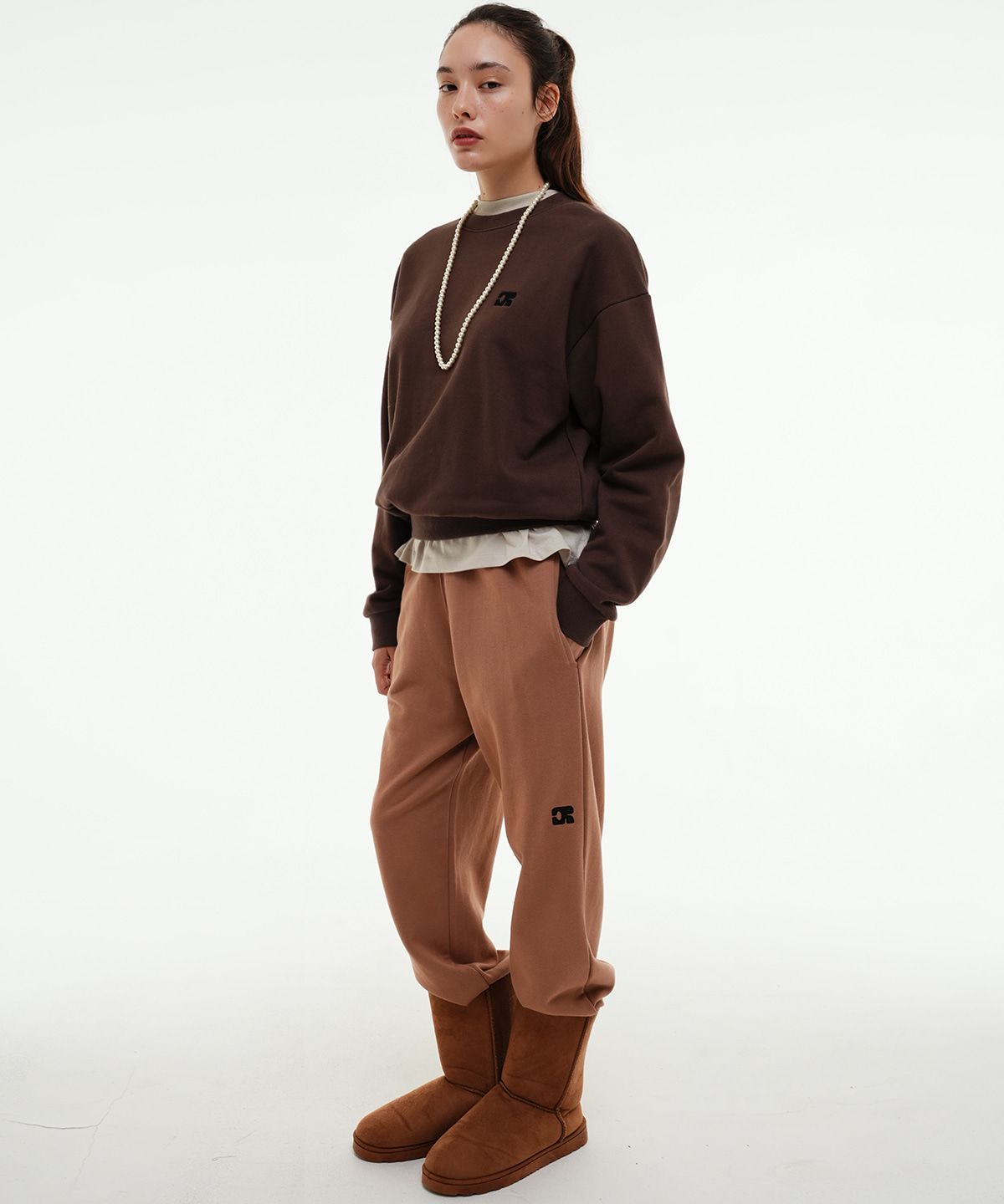 센토르(CENTAUR.KR) CENTAUR EMBLEM SWEATPANTS_BROWN