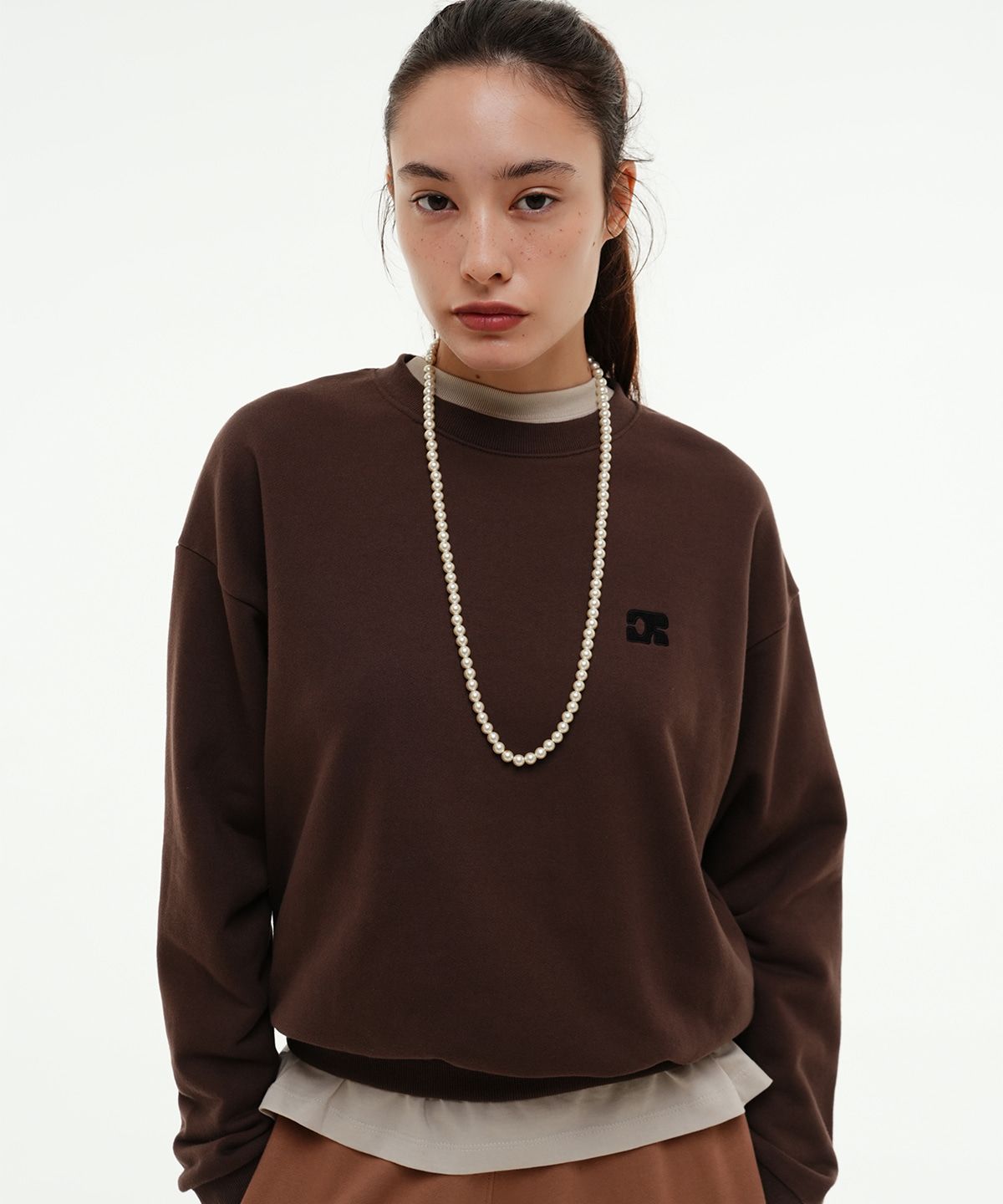 센토르(CENTAUR.KR) CENTAUR EMBLEM SWEATSHIRT_BROWN