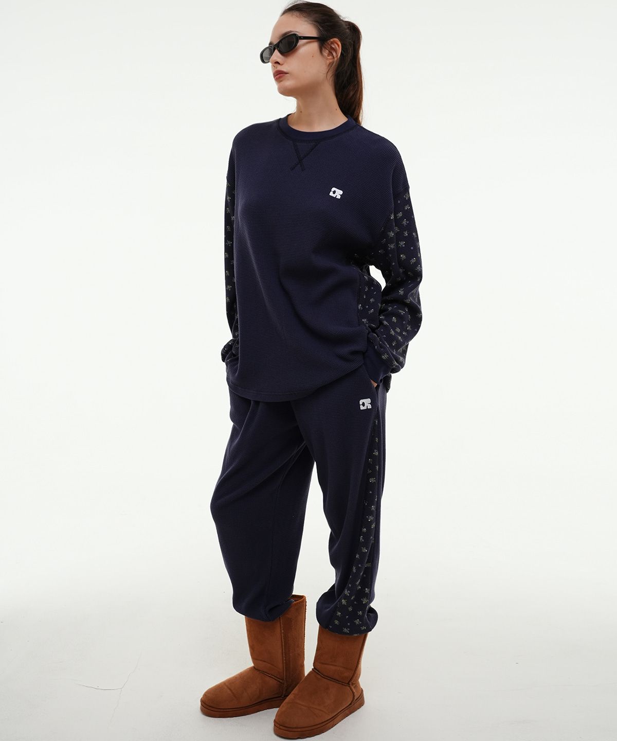 센토르(CENTAUR.KR) WAFFLE FLOWER COLOR BLOCK SWEATPANTS_NAVY