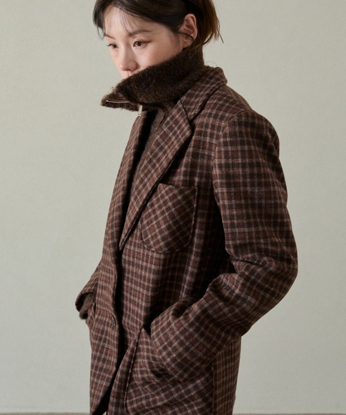 위오이(WIOE) Overfit Vintage Check Wool Blazer_Brown