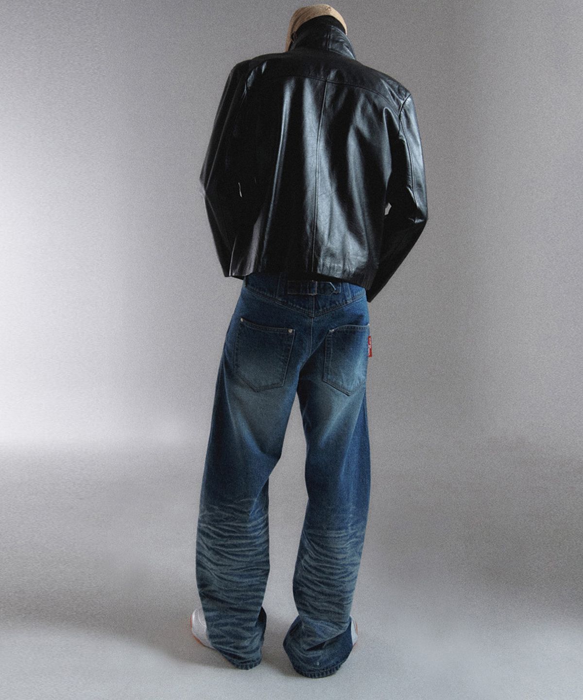 월드딜레마(WORLDDILEMA) Low Extra Wide Washing Denim (Blue)