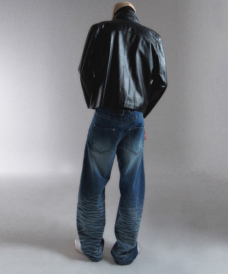 Low Extra Wide Washing Denim (Blue)