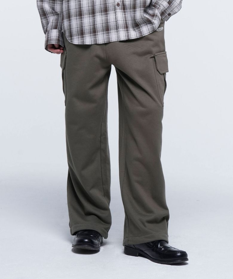 BASIC CARGO SWEAT PANTS (KHAKI)