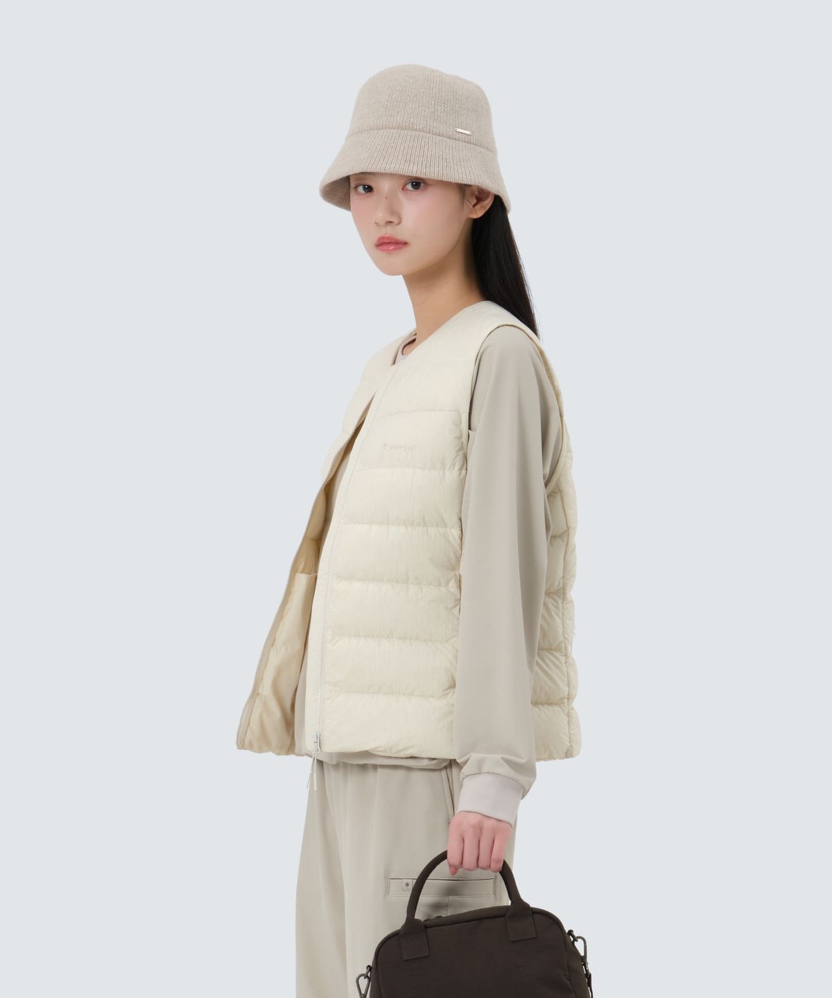 스노우피크 어패럴(SNOWPEAK APPAREL) 에어리 여성 라운드넥 경량 다운 베스트 (S25WWTDV59) Sand Beige
