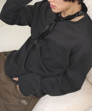 체크인 포켓 롱 슬리브_차콜