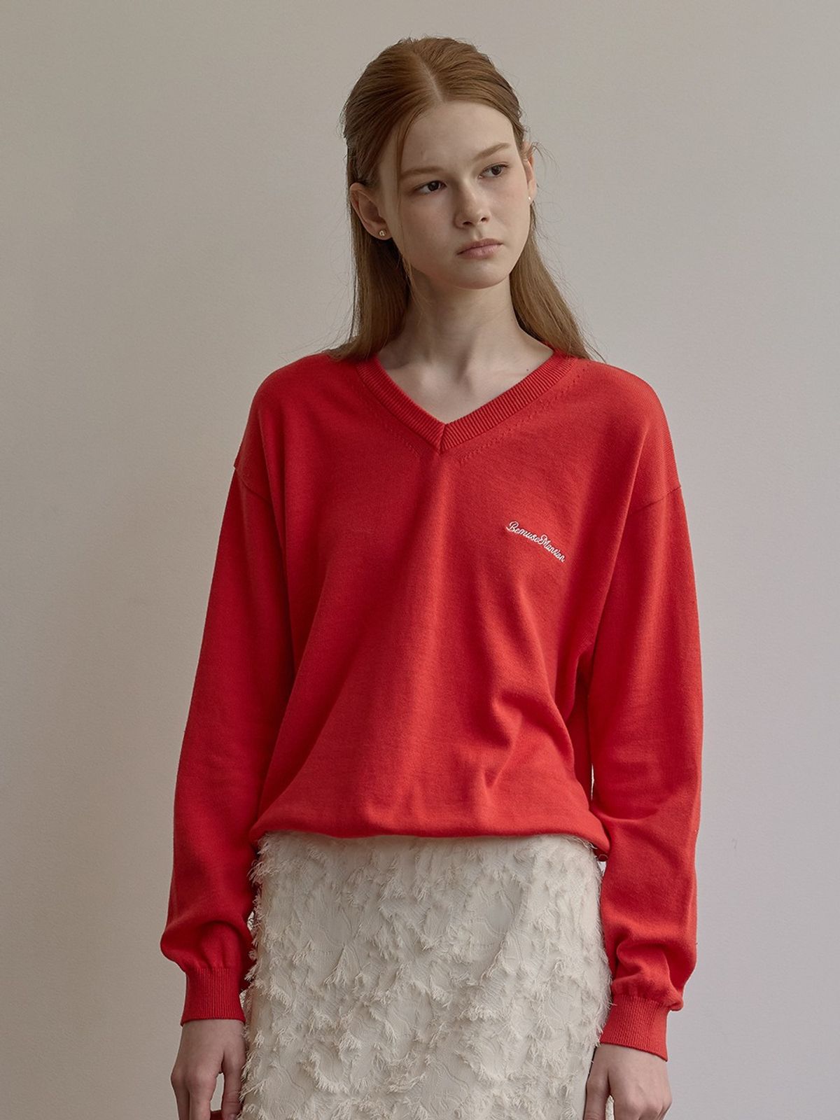 비뮤즈맨션(BEMUSE MANSION) Bemuse V-neck knit - Red