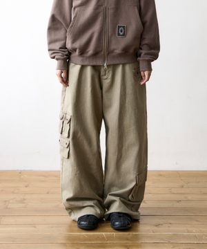 TCM multi cargo pants (beige)