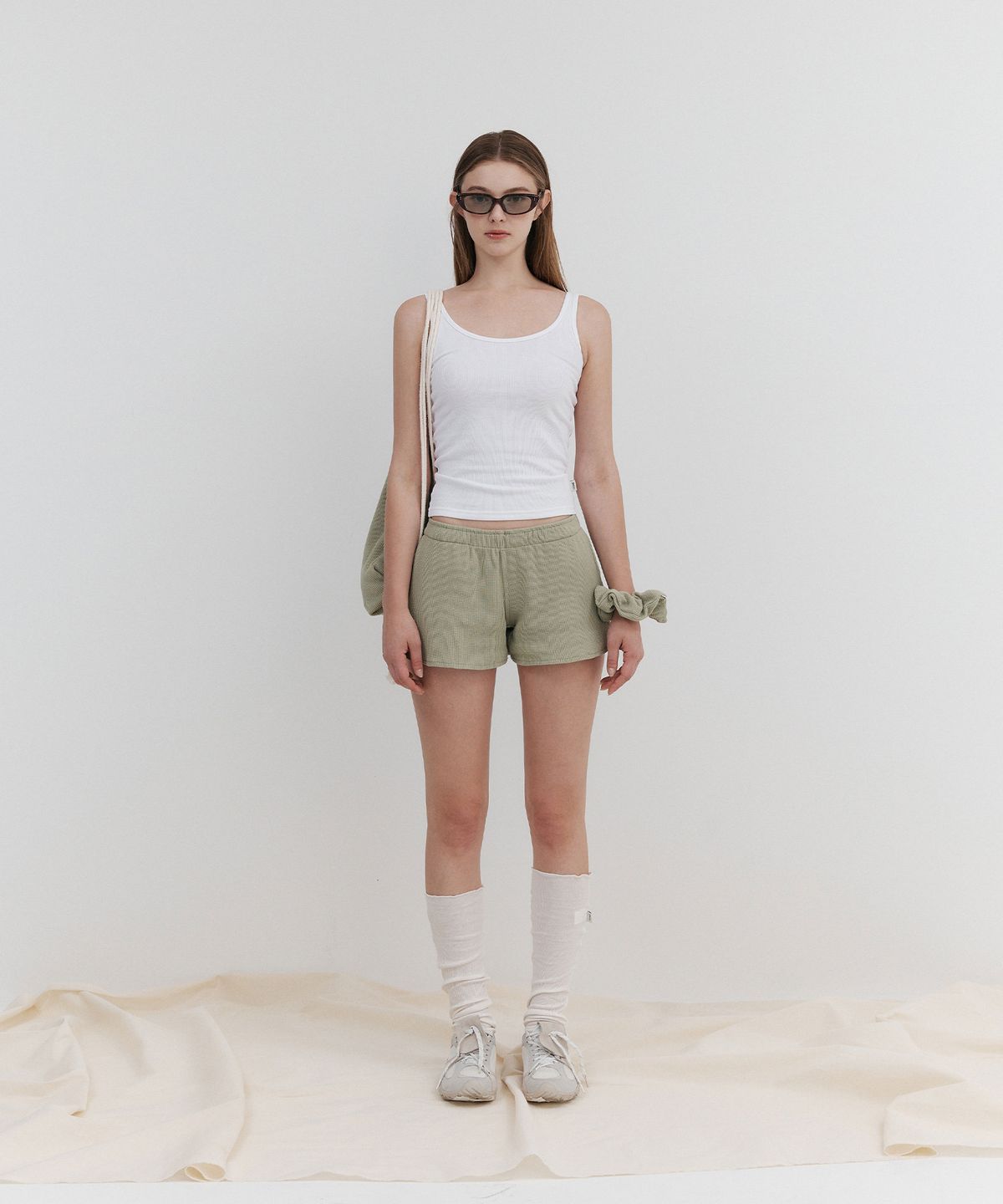 우네(OONE) Waffle Training Shorts_Olive