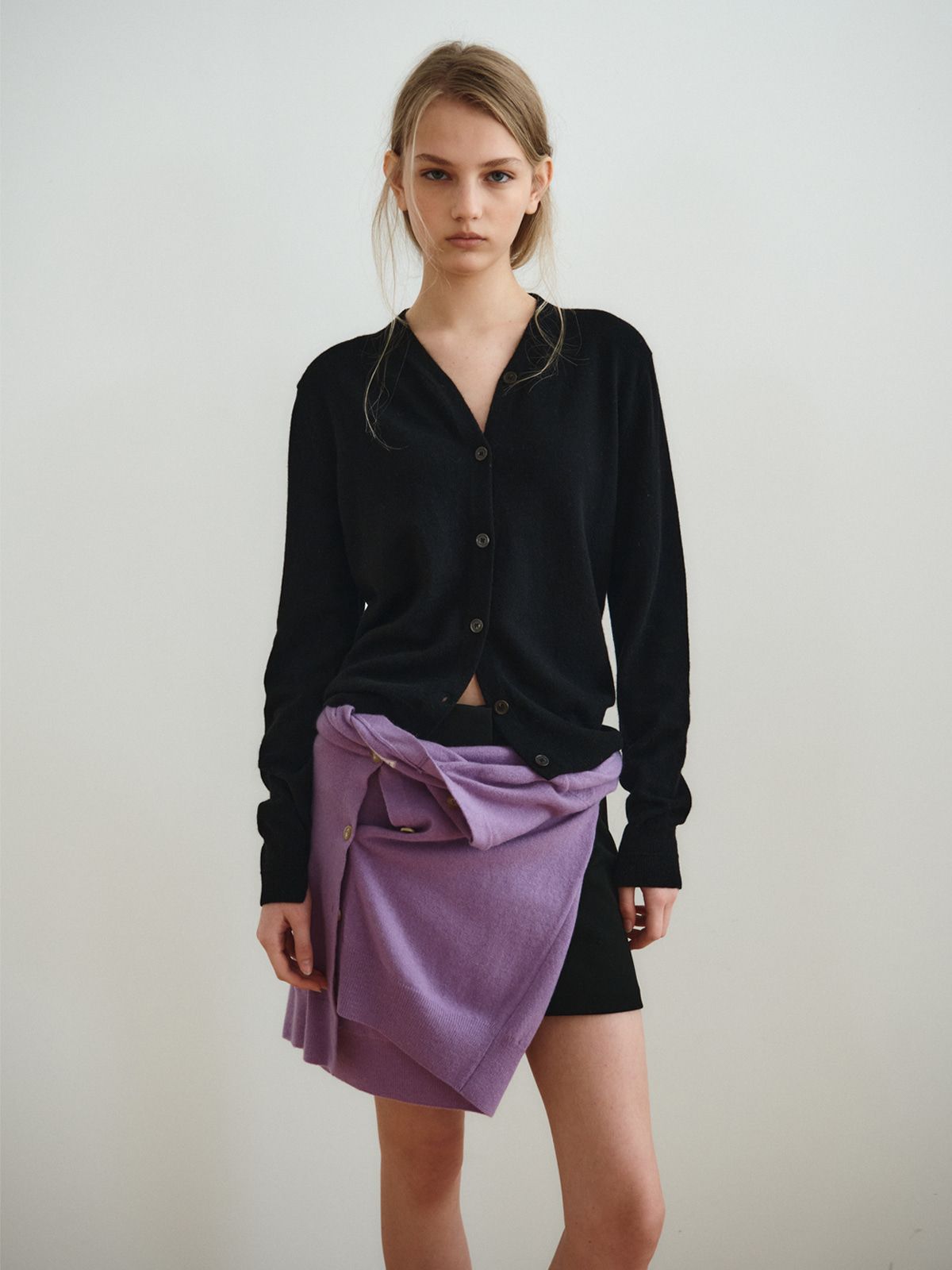 리플레인(REPLAIN) CASHMERE BLEND V-NECK CARDIGAN
