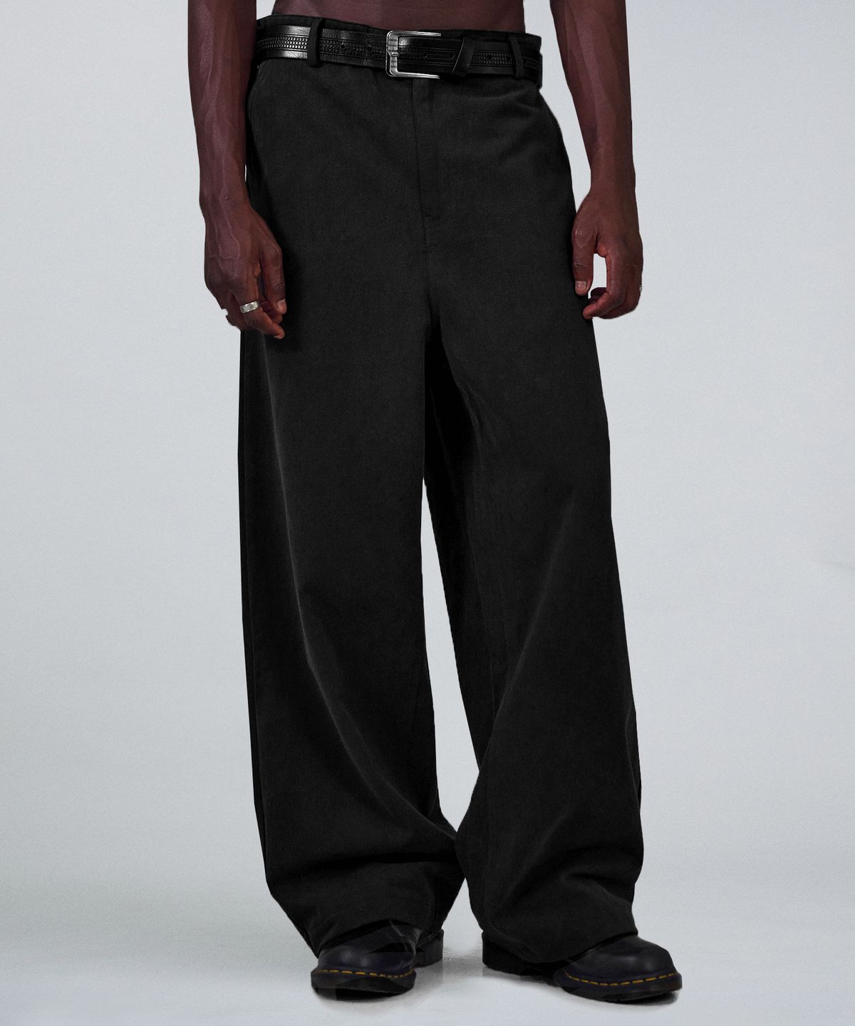 카네이테이(KANEITEI) CLASSIC CHINO PANTS (BLACK)