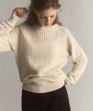 코브 펀칭 라운드 울 니트 (아이보리)