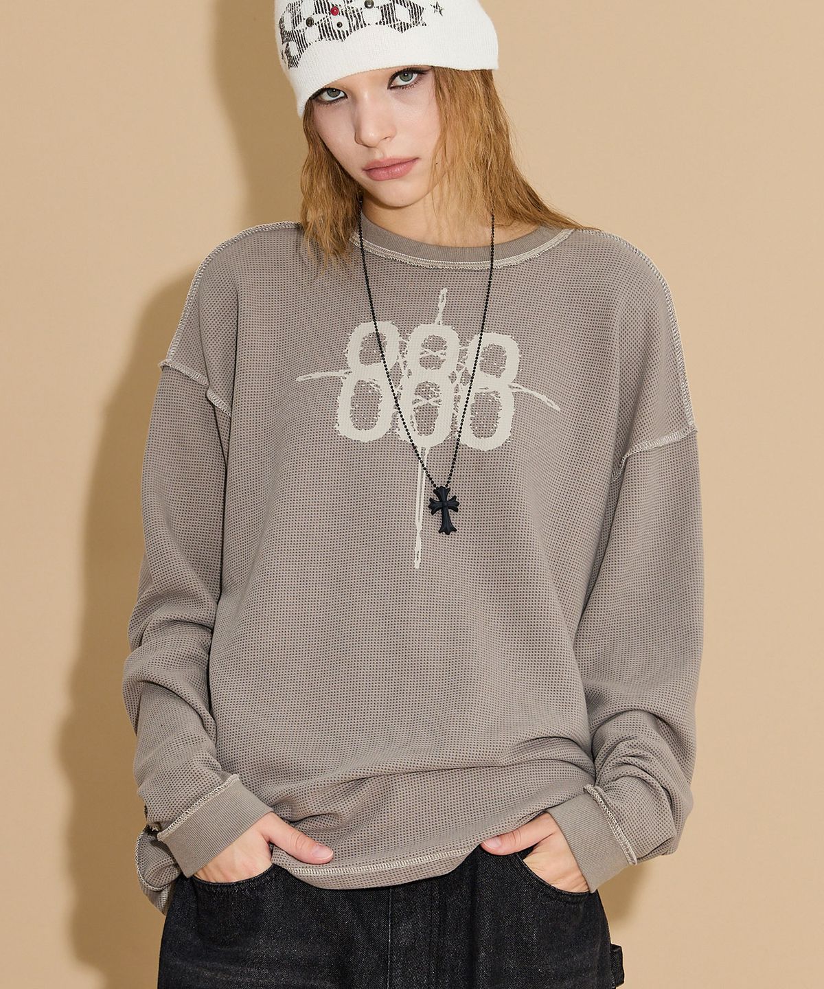 후드후드(HOODHOOD) 888 와플 롱슬리브 티셔츠 그레이쉬 베이지