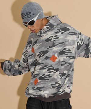 클로버 로고 패치워크 후드 카모