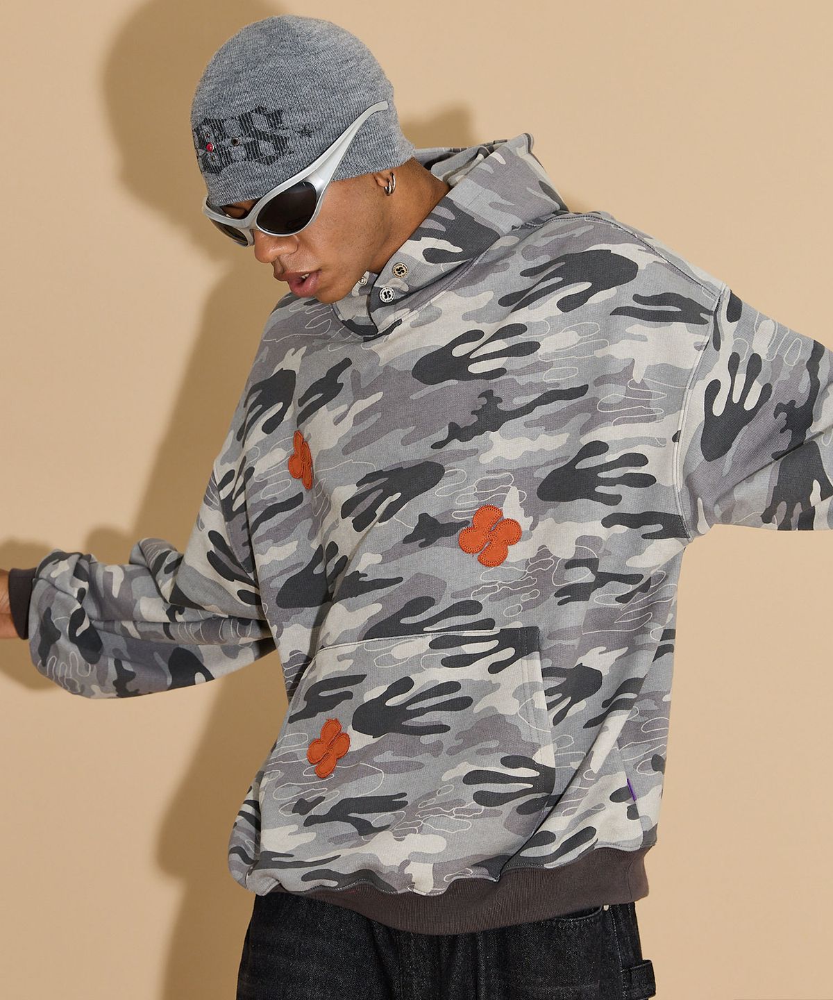 후드후드(HOODHOOD) 클로버 로고 패치워크 후드 카모