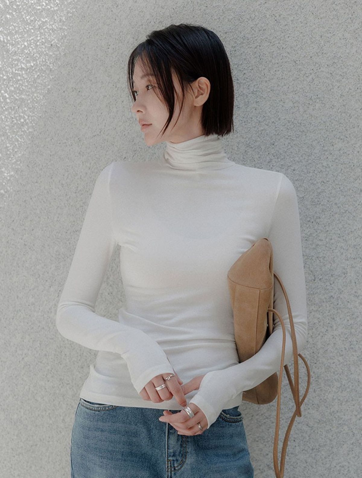 메무아(MEMUA) 슬리미 워머 하이넥 티셔츠