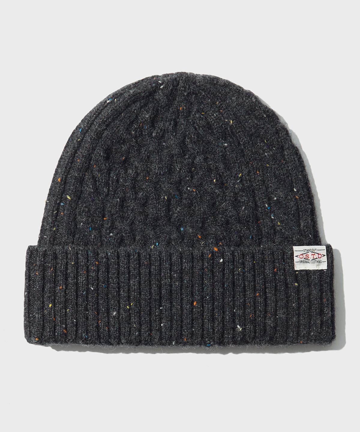 아웃스탠딩(OUTSTANDING) CABLE BEANIE_CHARCOAL