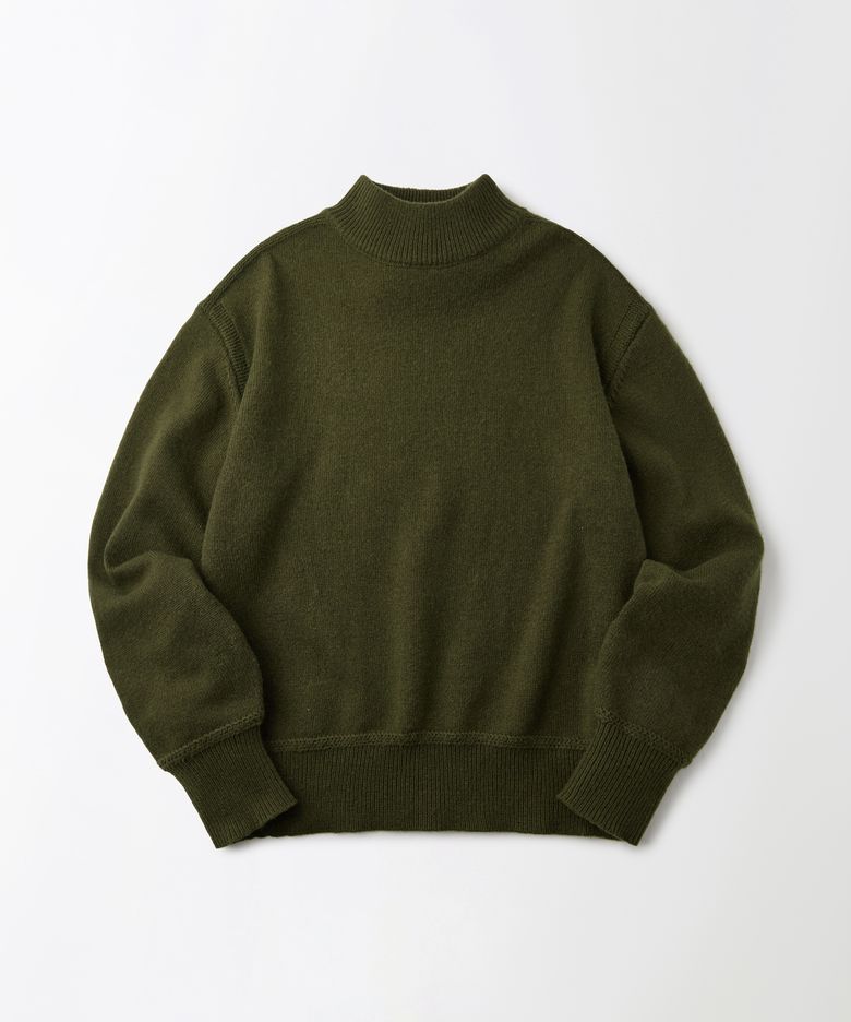 RED CROSS MOCK NECK KNIT_OLIVE