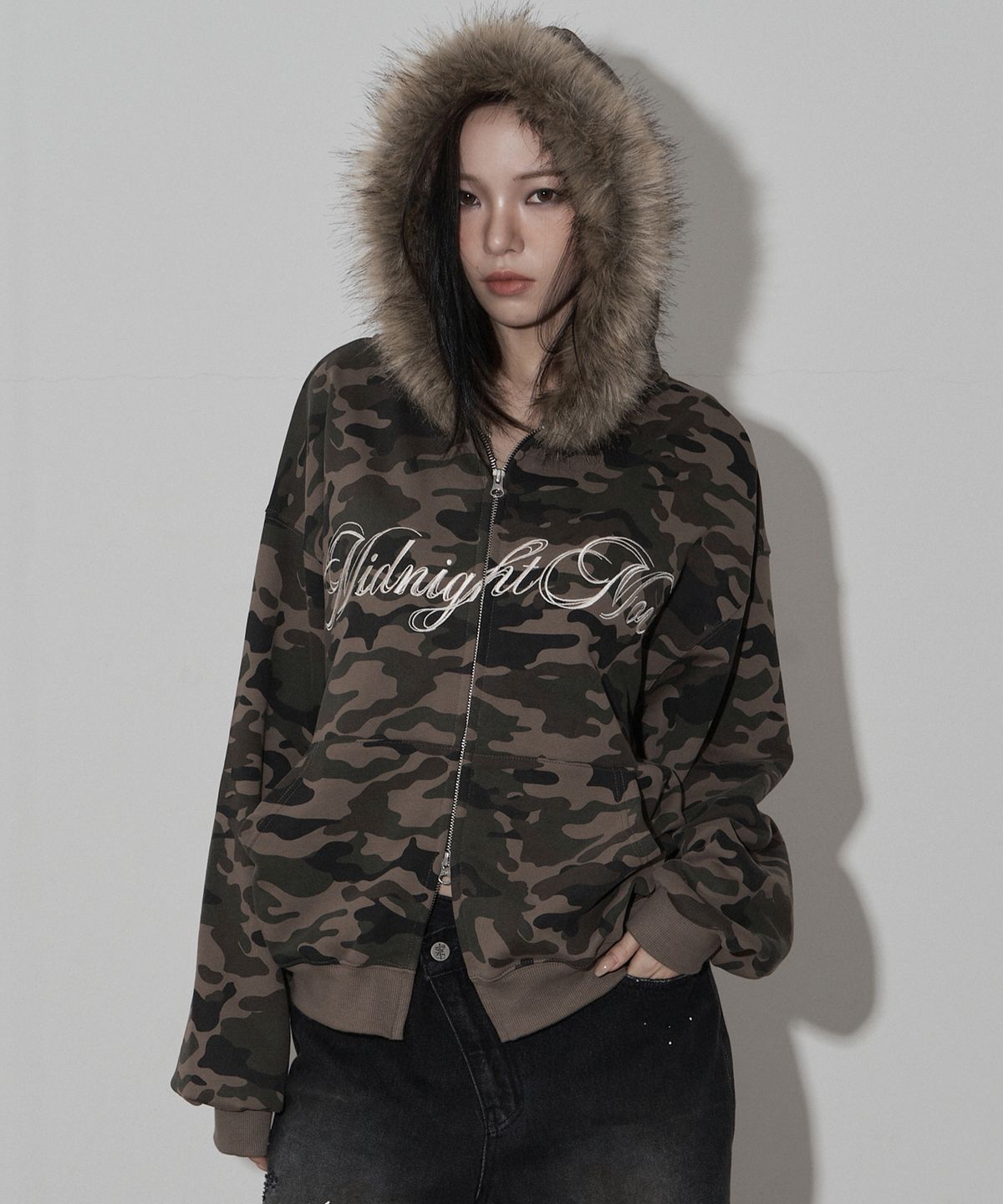 미드나잇 무브(MIDNIGHT MOVE) camo hair zip up (khaki)