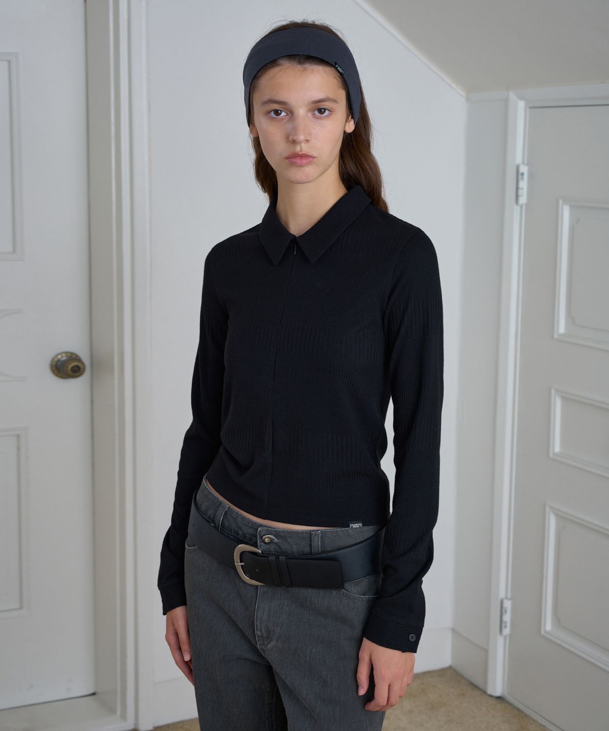 시메트릭 퍼센트(SYMMETRICPERCENT) Collar Jersey Long Sleeve / Black