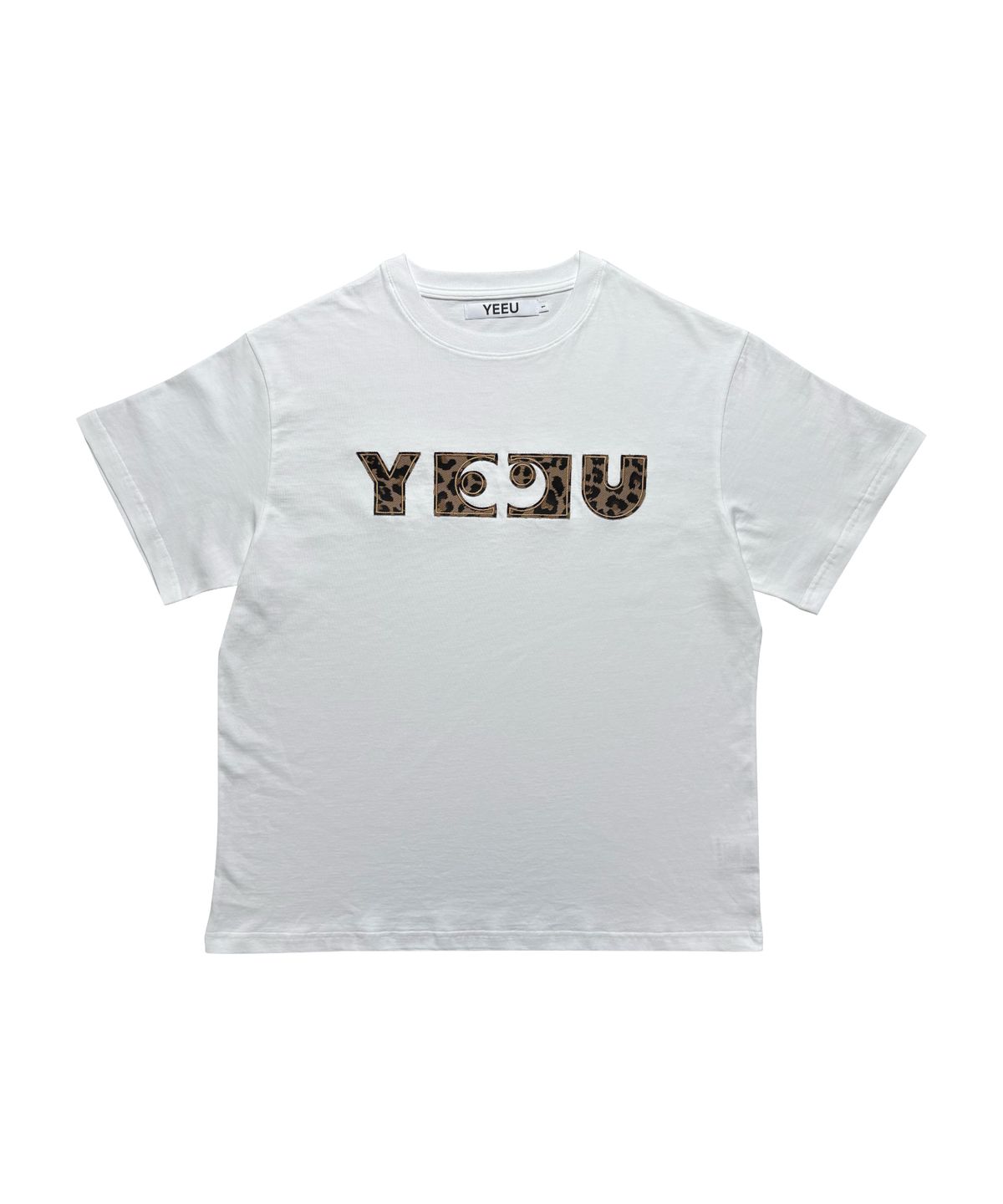 이유(YEEU) LEOPARD APPLIQUE T-SHIRT [WHITE]
