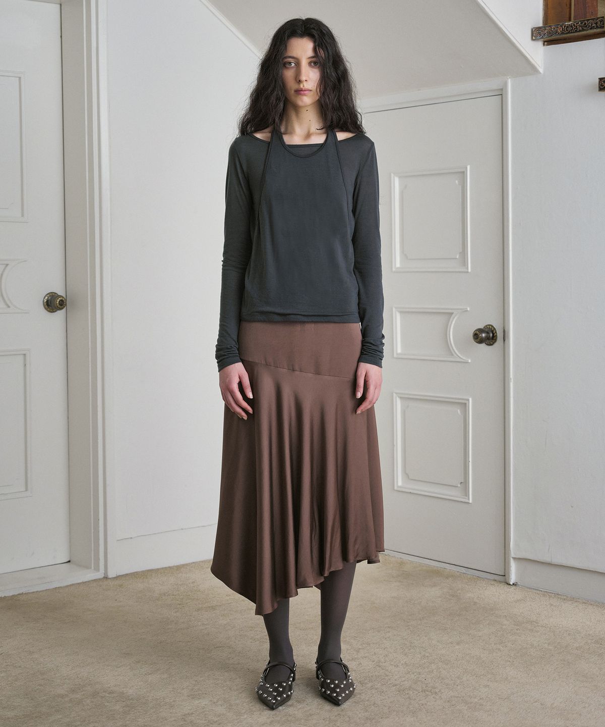시메트릭 퍼센트(SYMMETRICPERCENT) Satin Drape Skirt / Brown
