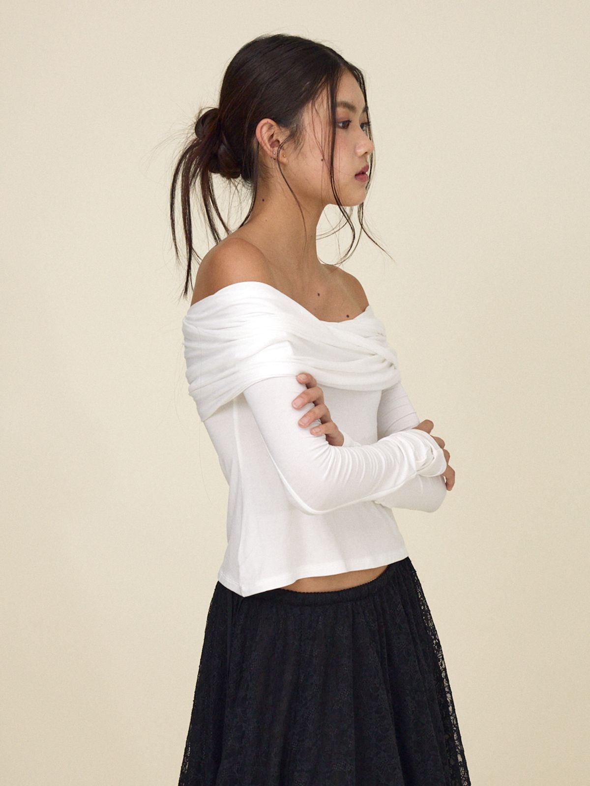 글로니(GLOWNY) LITTLE WAVES LONG SLEEVE (WHITE)
