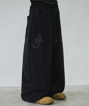 레오파드 로고 아플리케 스웨트 팬츠[블랙]