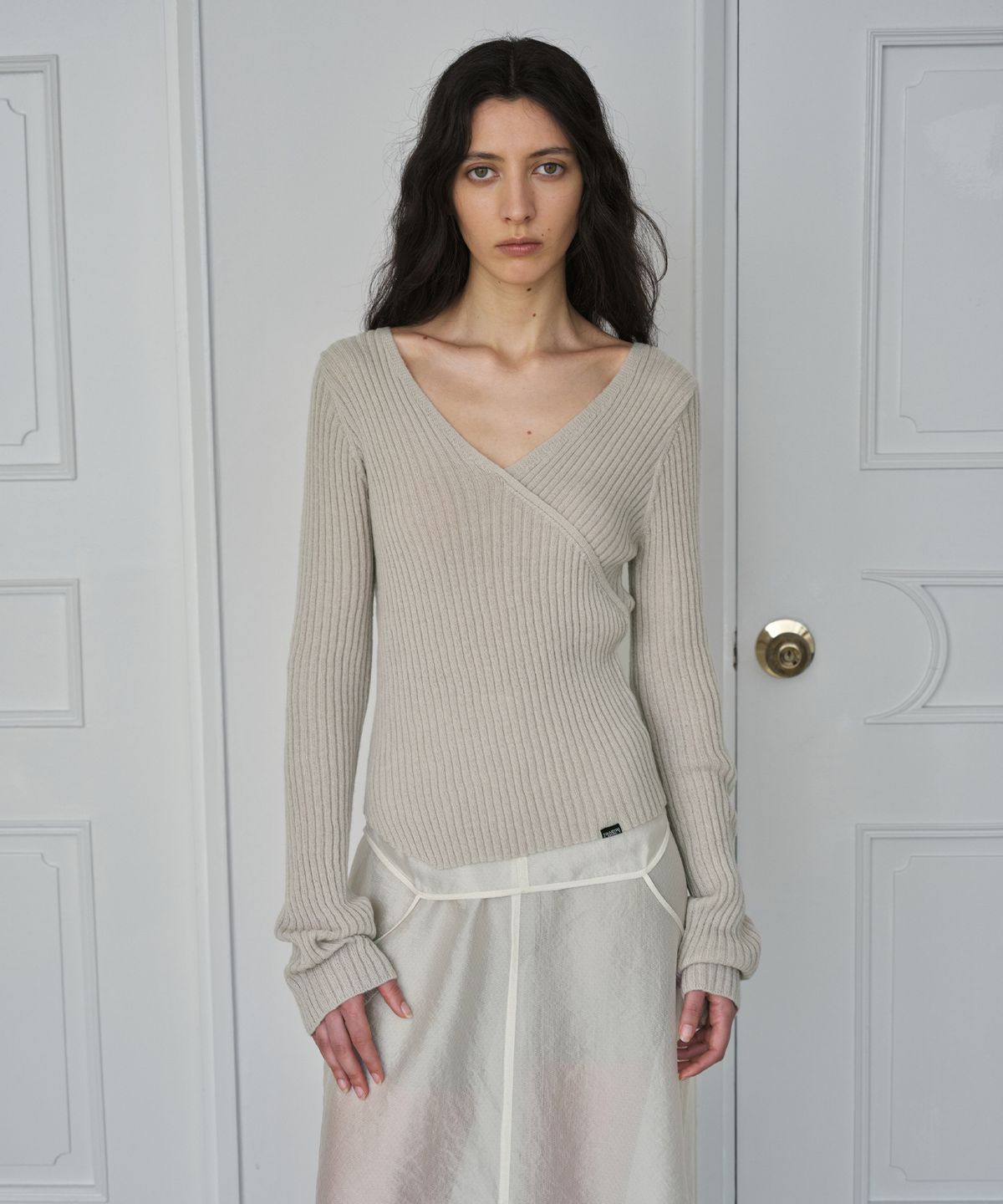 시메트릭 퍼센트(SYMMETRICPERCENT) Wrap Knit Top / Beige