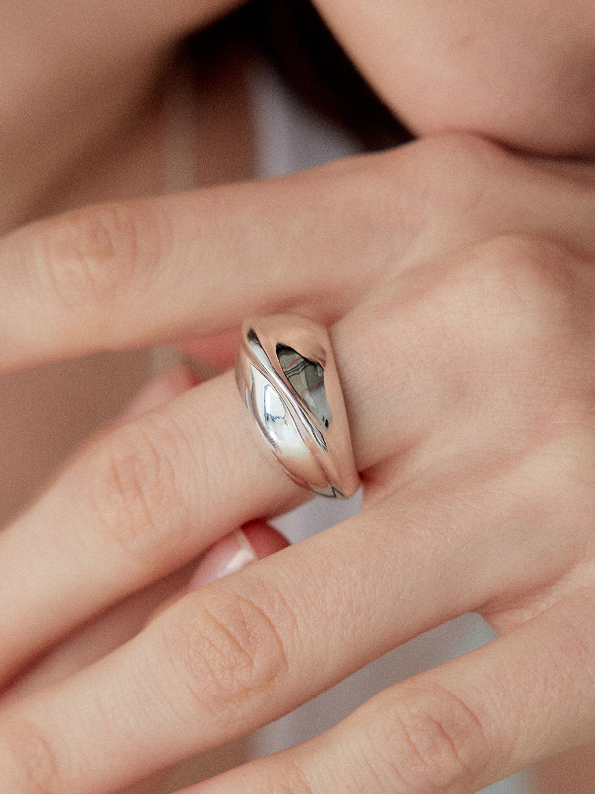 티에르노(TIERNO) R.001/WAVY GOMARU RING