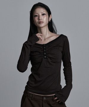 스트라이프 스냅 롱슬리브 브라운